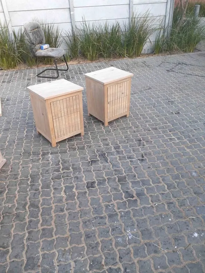 Slatted bedside pair, photo 1